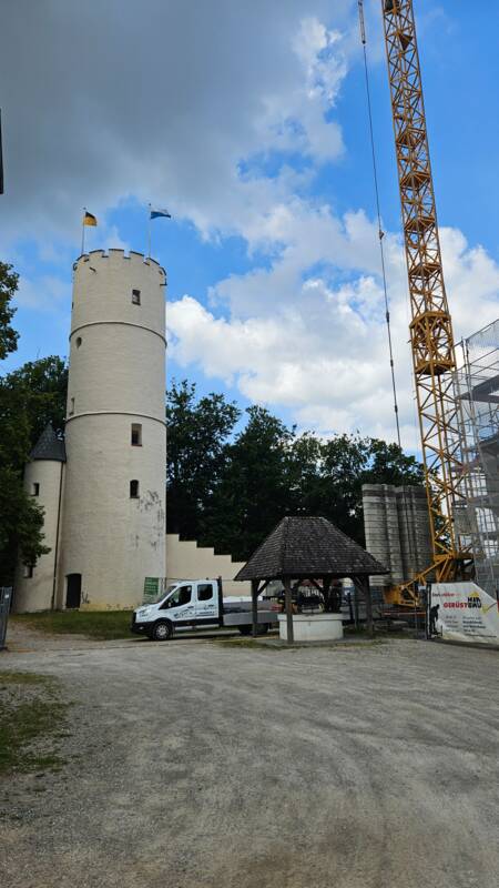 Mindelburg - Burgfried mit Kran
